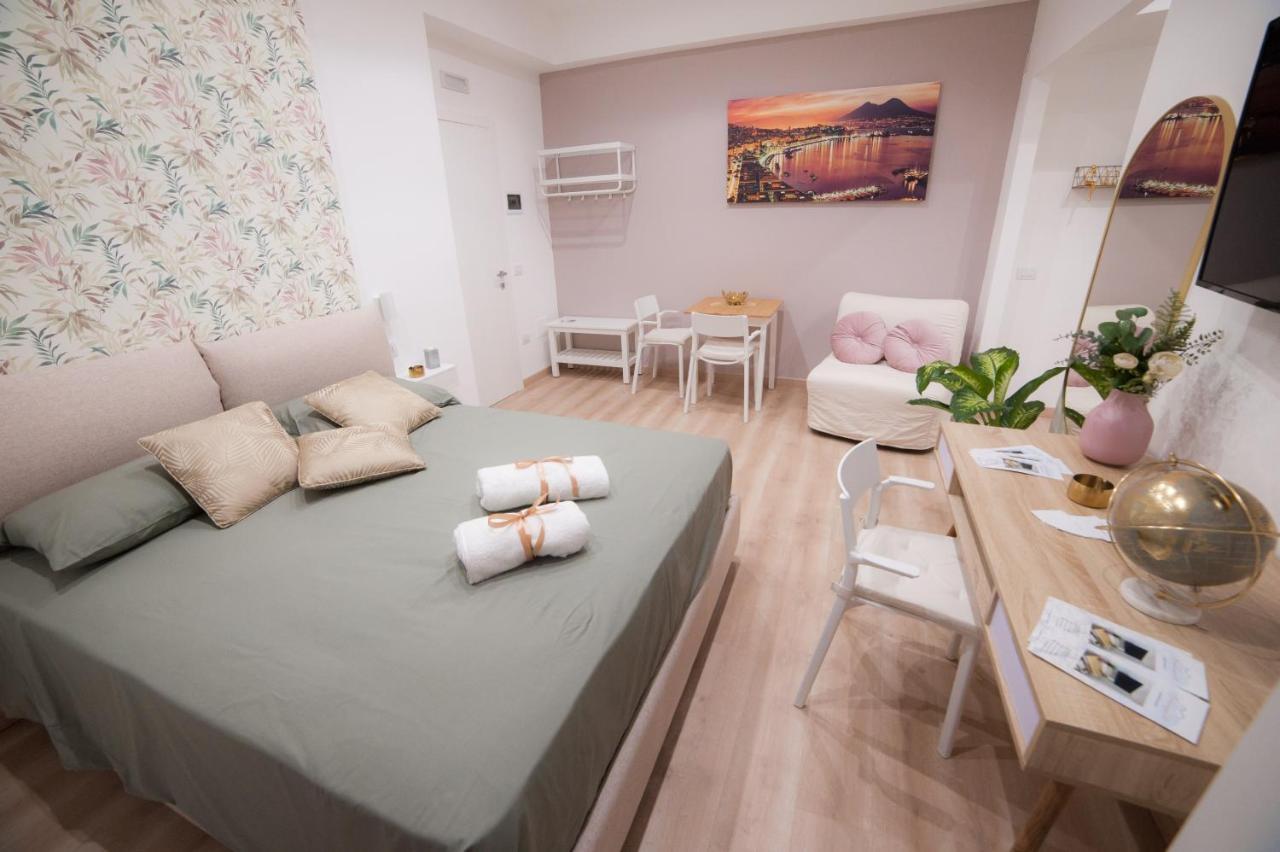 Michelangelo 80 Apartment Nápoly Kültér fotó